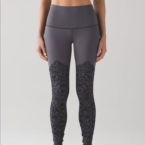Lululemon Wunder Under Nulux - Ooh la lace